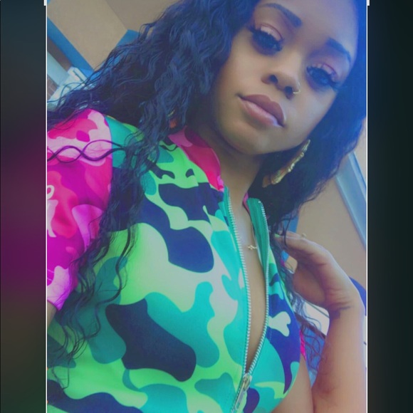 Tal Brownin || Rih's twin - Picture 16 of 17